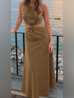 Oseree Gold Knit Maxi Dress with Twist Front
